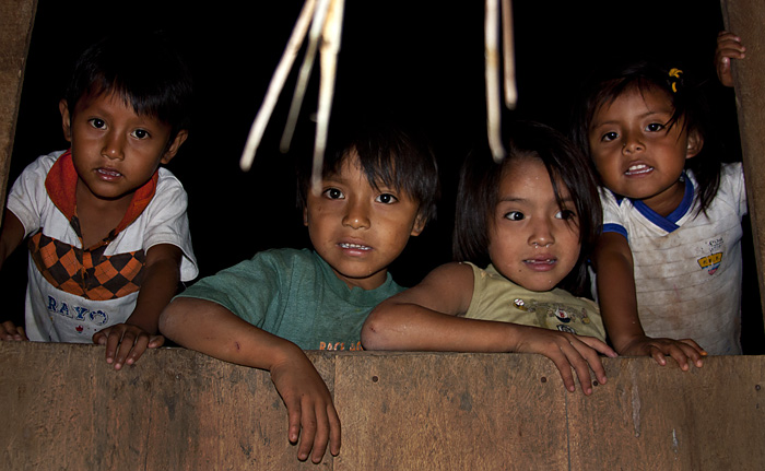 Bambini, Amazzonia