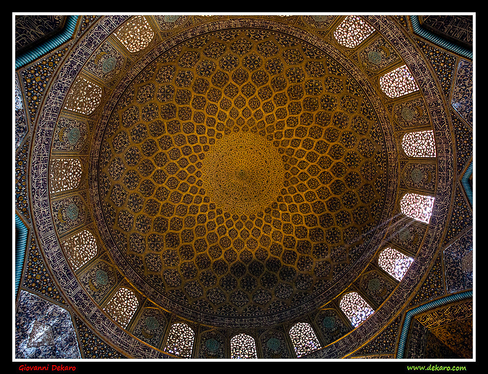 Ceiling of the Loftollah mosque, Esfahan