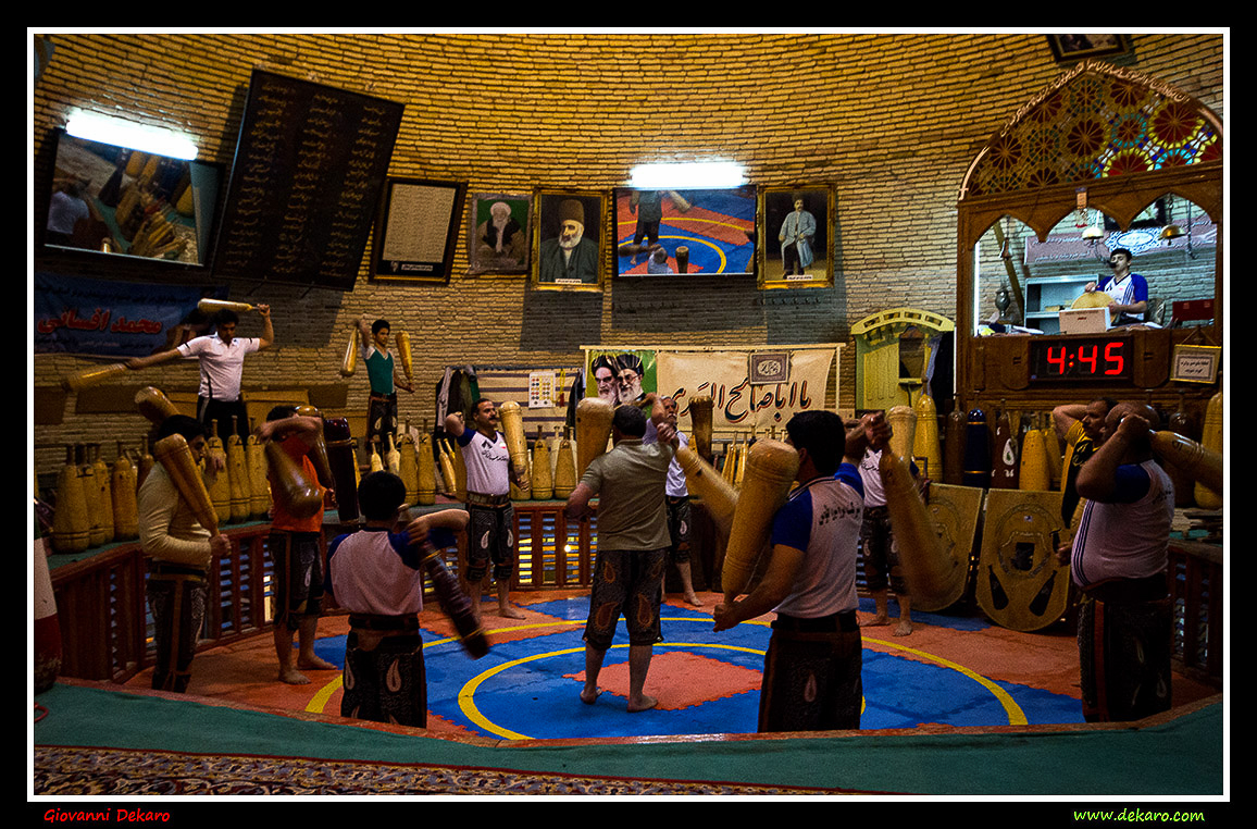 Iranian sport zurkhaneh